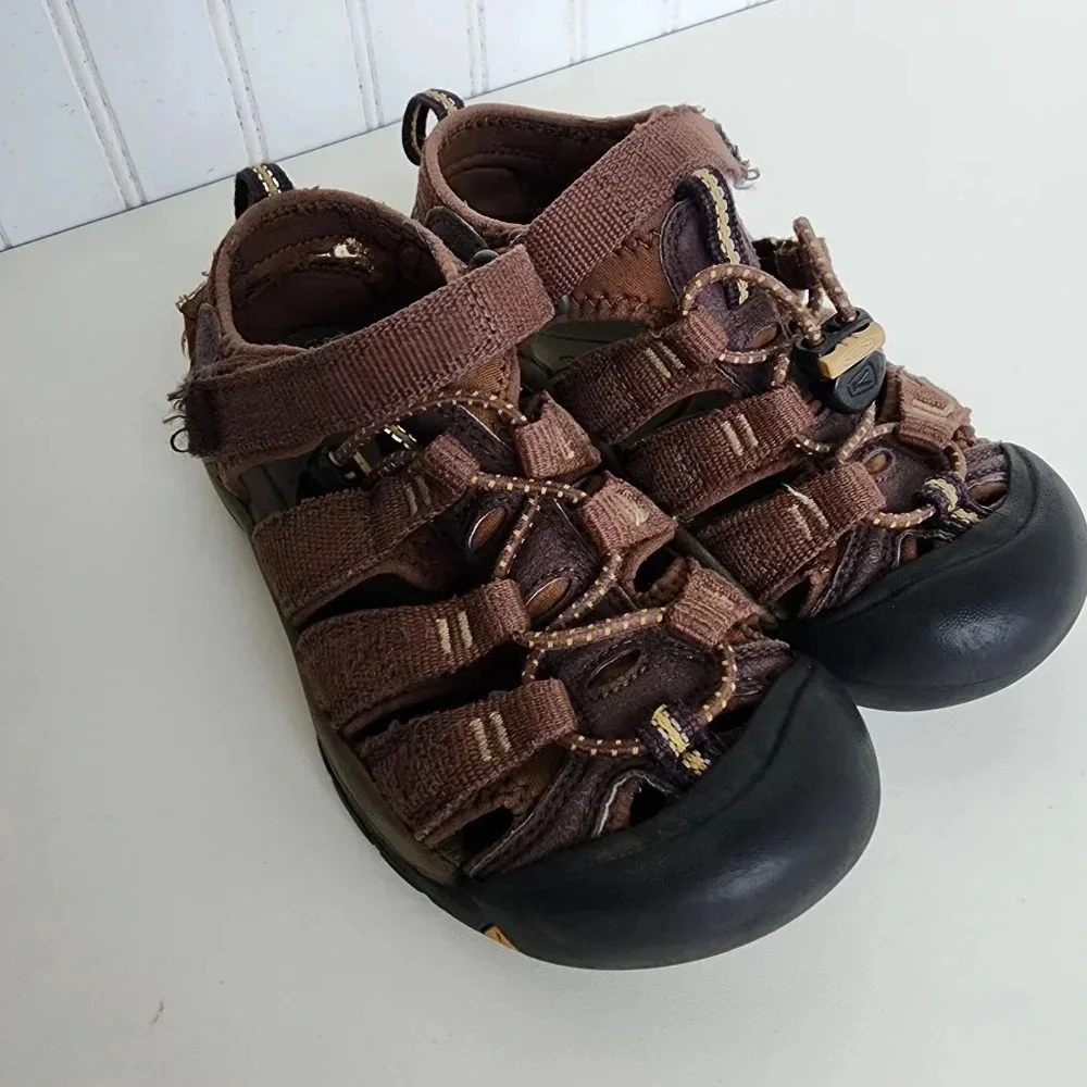 Keen newport shoes